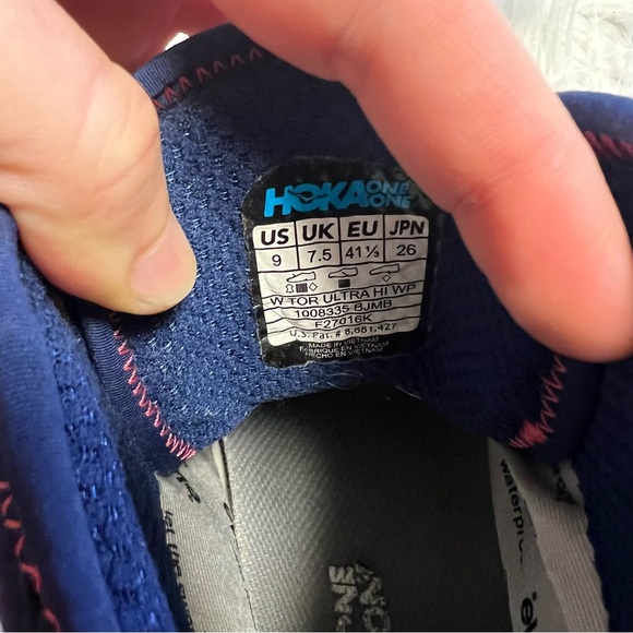 HOKA Tor ultra hi RARE high top athletes boots - Picture 5 of 10